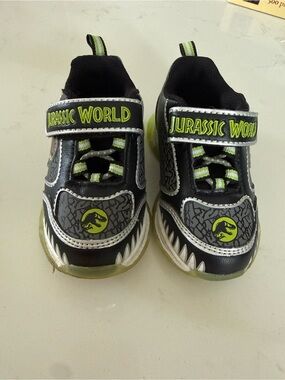 Kids Jurassic world shoes Light-Up Sneakers